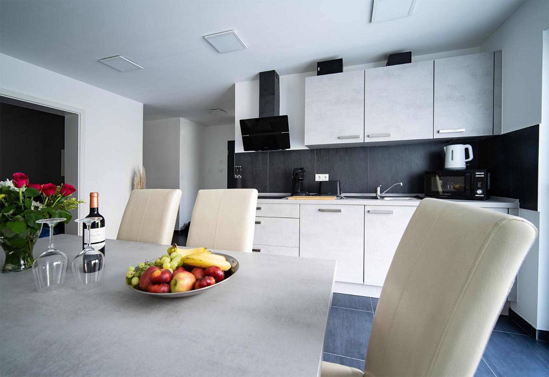 Blauer Stein Apartments Wh4 พุลไฮม์ ภายนอก รูปภาพ